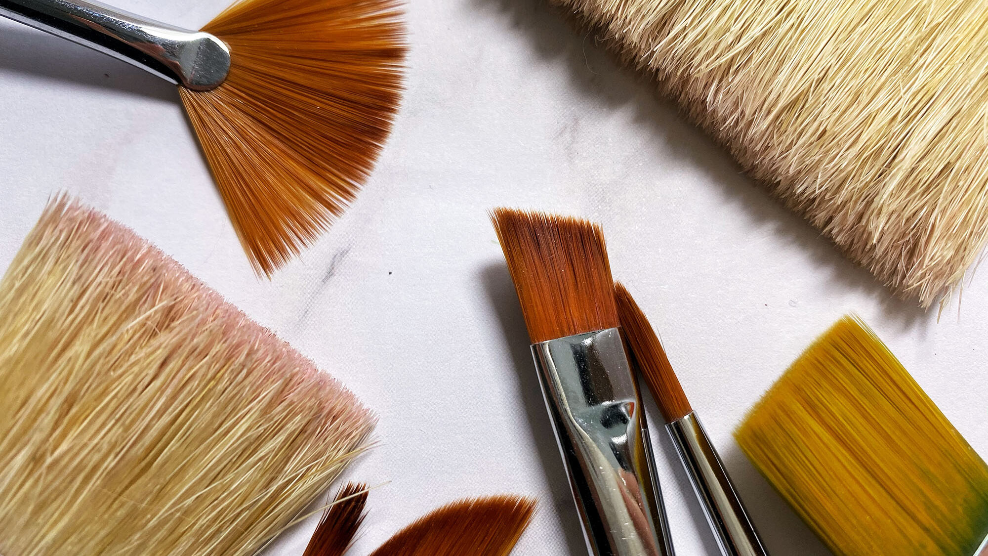 6 Things every beginner needs to know about oil painting brushes